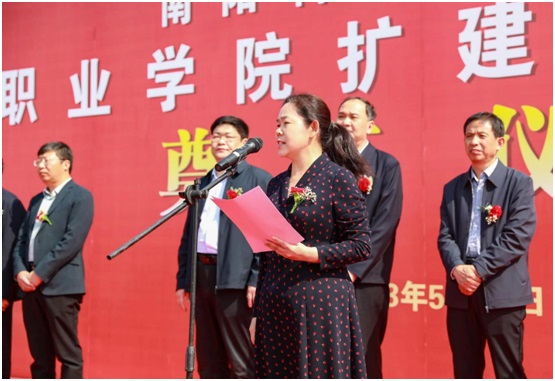 e0079913933bc4d54960c4a030f9275